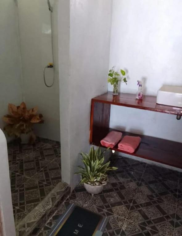 Pondok Lestari Kadidiri Batudaka Extérieur photo